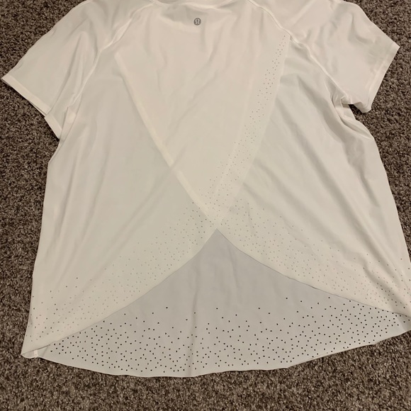 White lulu top - Picture 2 of 2